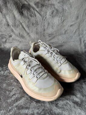 NIKE Shoes Womens 7.5 Air Max Axis Sneakers Casual Classic Running Walking